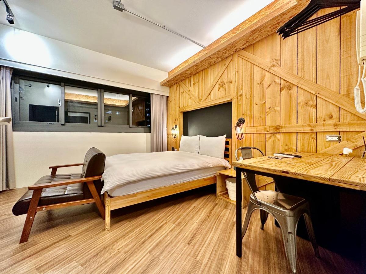 小鹿 Homestay Taichung Buitenkant foto