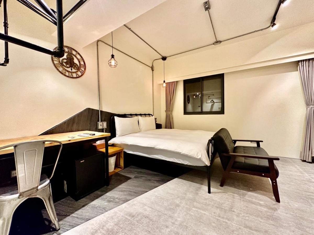 小鹿 Homestay Taichung Buitenkant foto