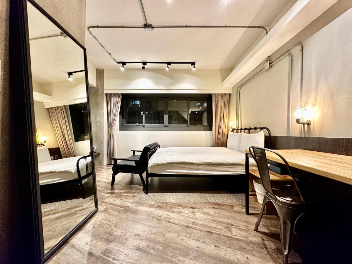 小鹿 Homestay Taichung Buitenkant foto