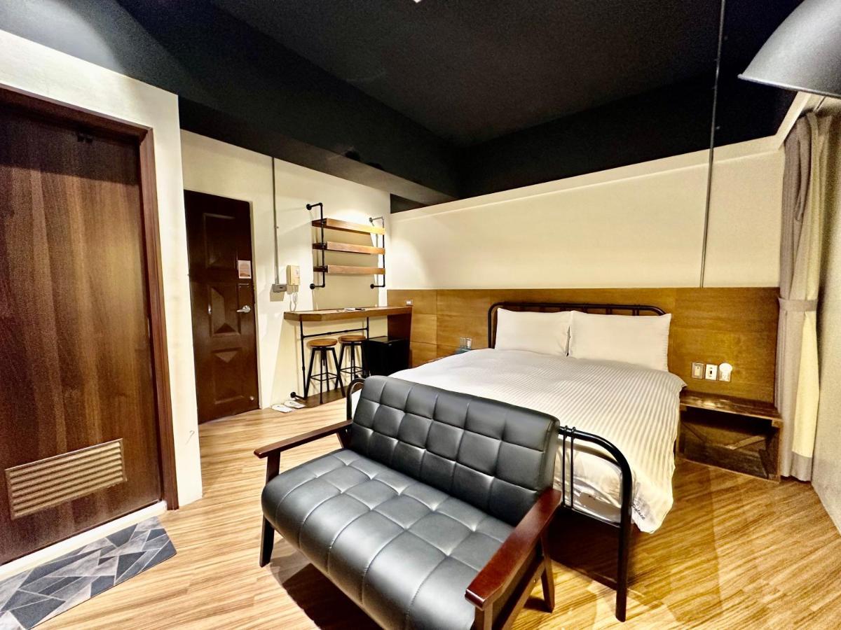 小鹿 Homestay Taichung Buitenkant foto