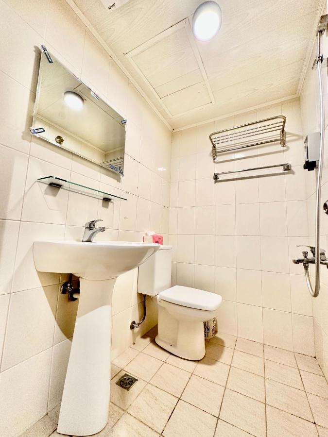 小鹿 Homestay Taichung Buitenkant foto