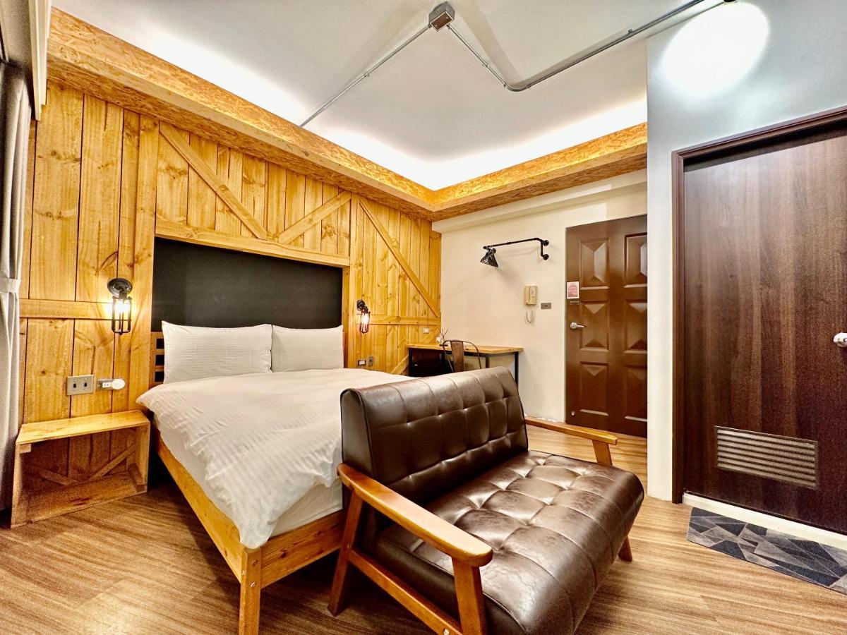 小鹿 Homestay Taichung Buitenkant foto